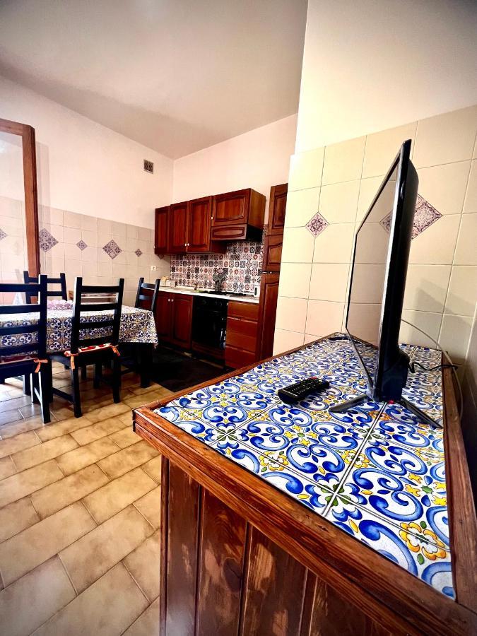Casa Vacanze "Sautufao" Santa Venerina Eksteriør billede